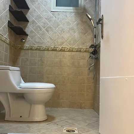 شقة عائلية من أربع غرف نوم ومجلس وصالة ومطبخ Riyadh Exterior photo